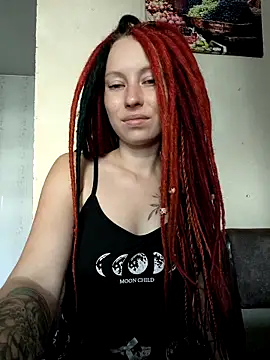 Snapshot of Frost_foxy chatting on September 2025 05:31:01 AM Frost foxy online show from September 2025 05:31:01 AM