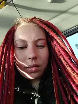 Snapshot of Frost_foxy chatting on October 2025 01:46:01 AM Frost foxy online show from October 2025 01:46:01 AM