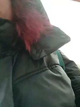 Snapshot of Frost_foxy chatting on November 2025 02:36:01 AM Frost foxy online show from November 2025 02:36:01 AM