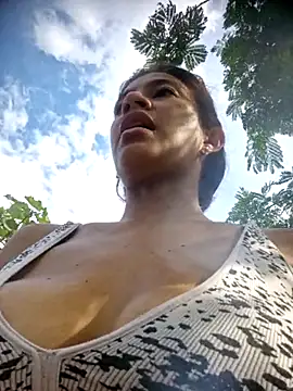 DAELAA online show from April 2026 08:13:02 PM