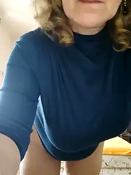 Snapshot of Elza01 chatting on December 2024 12:02:01 PM Elza01 online show from December 2024 12:02:01 PM