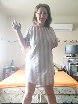 Snapshot of Elza01 chatting on December 2024 08:11:02 AM Elza01 online show from December 2024 08:11:02 AM