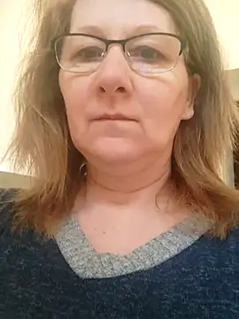 Snapshot of Elza01 chatting on February 2025 06:26:02 AM Elza01 online show from February 2025 06:26:02 AM