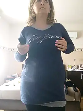 Snapshot of Elza01 chatting on March 2025 07:53:02 AM Elza01 online show from March 2025 07:53:02 AM