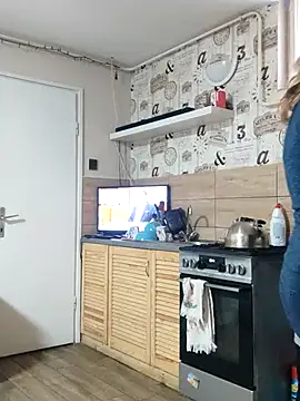 Snapshot of Elza01 chatting on November 2025 07:19:01 AM Elza01 online show from November 2025 07:19:01 AM