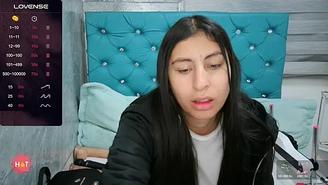 MAARYMOON online show from December 2025 10:57:02 AM