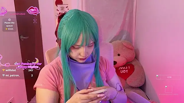 KuroChan420 online show from October 2025 11:34:01 PM