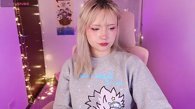 KuroChan420 online show from January 2026 03:43:02 AM