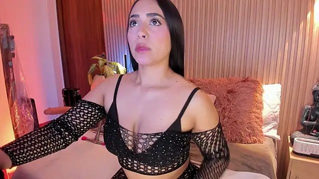 AMELIE xx online show from July 2026 12:35:01 AM