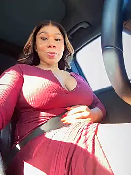 Snapshot of Belle___ chatting on January 2025 03:43:01 PM Belle online show from January 2025 03:43:01 PM