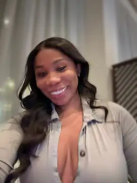 Snapshot of Belle___ chatting on February 2025 02:51:02 AM Belle online show from February 2025 02:51:02 AM