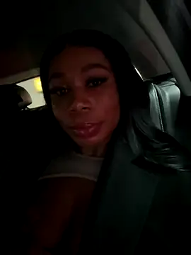 Snapshot of Belle___ chatting on September 2025 01:27:01 PM Belle online show from September 2025 01:27:01 PM