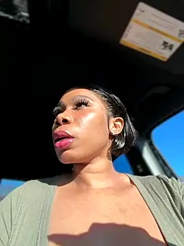 Belle    online show from December 2025 03:06:01 PM