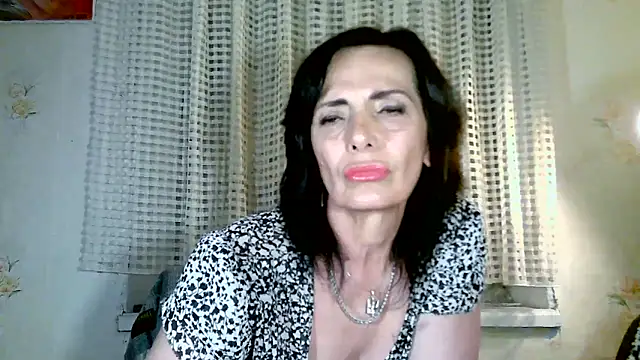 Snapshot of DreamMarianna chatting on June 2026 09:15:02 PM DreamMarianna online show from June 2026 09:15:02 PM