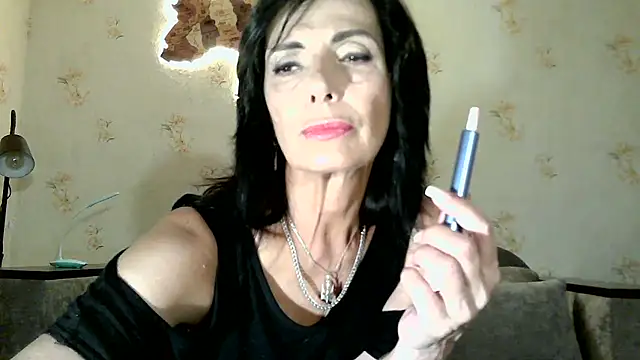 Snapshot of DreamMarianna chatting on July 2026 09:47:02 PM DreamMarianna online show from July 2026 09:47:02 PM