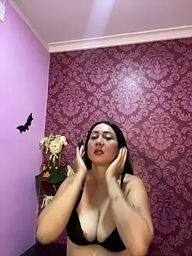 Snapshot of juliana_diaz chatting on October 2025 11:22:01 AM juliana diaz online show from October 2025 11:22:01 AM