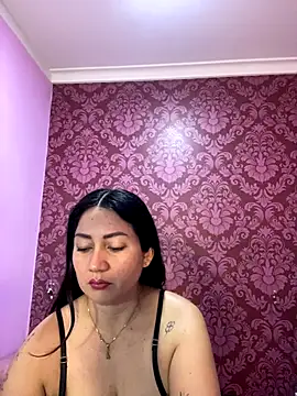 Snapshot of juliana_diaz chatting on December 2025 11:37:01 AM juliana diaz online show from December 2025 11:37:01 AM