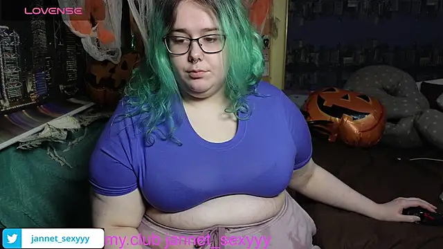 Snapshot of JannetPie chatting on November 2025 06:50:01 PM JannetPie online show from November 2025 06:50:01 PM