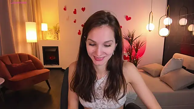 Snapshot of MirandaGlow chatting on February 2025 08:42:01 AM MirandaGlow online show from February 2025 08:42:01 AM