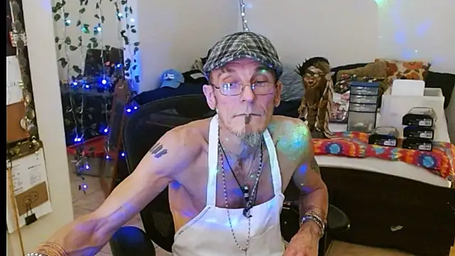 Snapshot of mycock2474u chatting on March 2025 04:03:02 AM mycock2474u online show from March 2025 04:03:02 AM