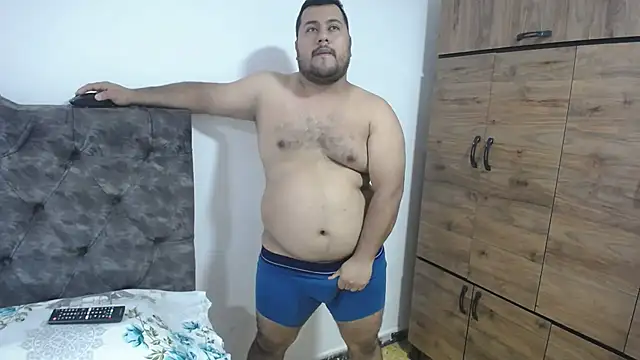 Snapshot of santi_hothot chatting on September 2025 06:52:01 PM santi hothot online show from September 2025 06:52:01 PM