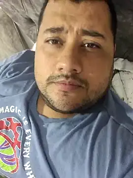 Snapshot of santi_hothot chatting on October 2025 01:13:01 AM santi hothot online show from October 2025 01:13:01 AM