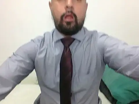 TRIISTAN KING10 online show from December 2024 07:51:01 PM