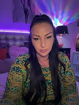 TiffanyRoxx online show from February 2026 05:28:01 PM