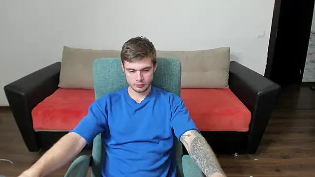 maks wolfis online show from January 2025 06:56:02 PM