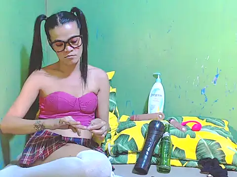 Snapshot of Paula_Jordan chatting on November 2025 04:56:01 PM Paula Jordan online show from November 2025 04:56:01 PM