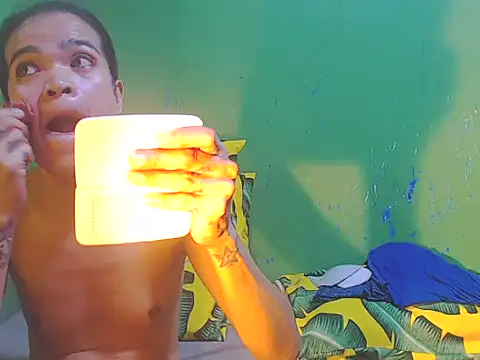 Snapshot of Paula_Jordan chatting on December 2025 12:48:01 AM Paula Jordan online show from December 2025 12:48:01 AM