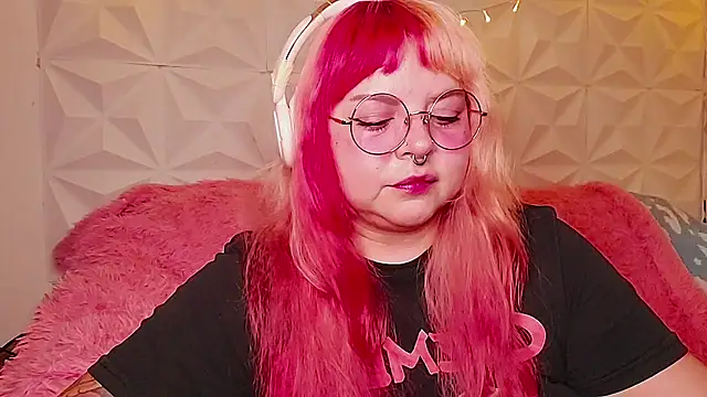 Snapshot of Satyn_doll chatting on July 2026 10:47:02 PM Satyn doll online show from July 2026 10:47:02 PM