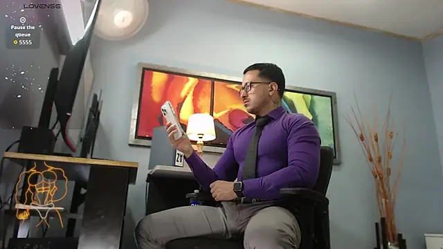 randyluke online show from April 2026 07:30:02 PM