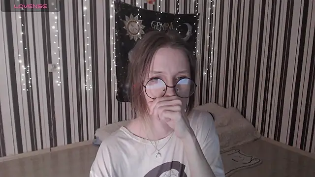  Hanna Moon  online show from October 2025 10:59:02 AM