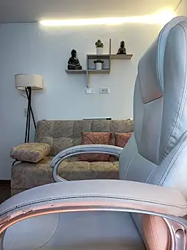 Snapshot of milly_cruz chatting on November 2025 03:12:01 PM milly cruz online show from November 2025 03:12:01 PM