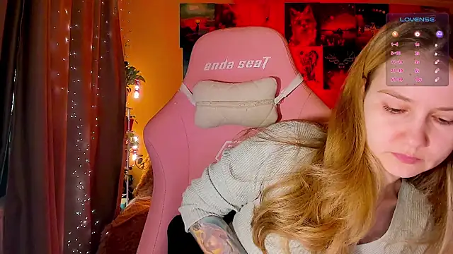 Snapshot of GoodWitch_ chatting on September 2025 06:59:02 AM GoodWitch online show from September 2025 06:59:02 AM