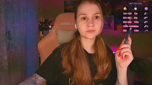 Snapshot of GoodWitch_ chatting on November 2025 07:47:02 AM GoodWitch online show from November 2025 07:47:02 AM