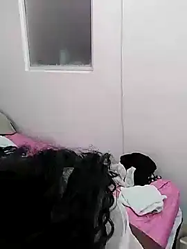 Snapshot of kirajohnson chatting on September 2025 07:58:01 PM kirajohnson online show from September 2025 07:58:01 PM