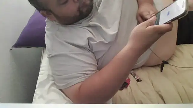 Snapshot of Pantychubs69 chatting on October 2025 04:05:01 PM Pantychubs69 online show from October 2025 04:05:01 PM