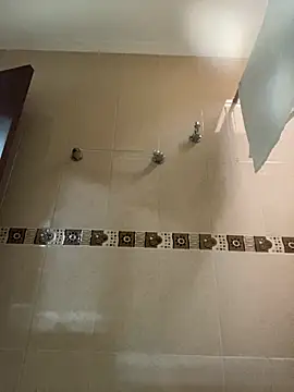 Fancyxlove online show from November 2025 12:44:02 PM