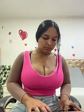 Fancyxlove online show from July 2026 12:21:02 PM