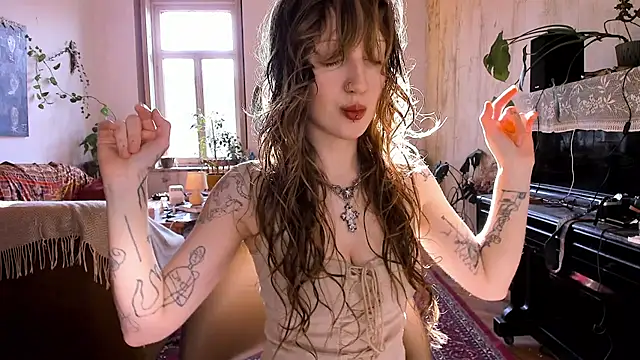 Miranda2 0 online show from December 2024 06:49:02 AM