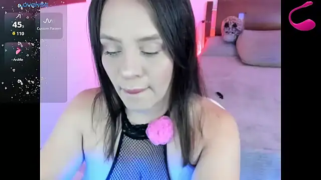 Snapshot of SweetNathalya chatting on November 2025 07:51:02 AM SweetNathalya online show from November 2025 07:51:02 AM