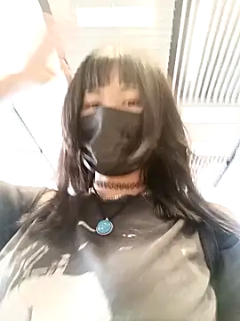 Snapshot of Latin_summer chatting on December 2024 10:32:02 PM Latin summer online show from December 2024 10:32:02 PM