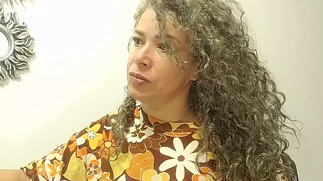 dalilasquirt1 online show from April 2026 01:41:02 PM