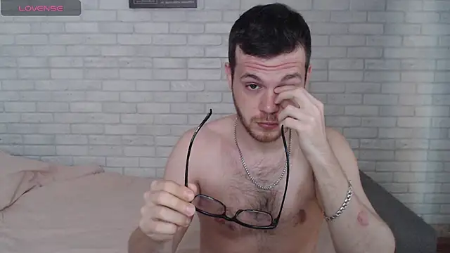 Snapshot of Alexxx_horny chatting on July 2026 07:03:01 AM Alexxx horny online show from July 2026 07:03:01 AM