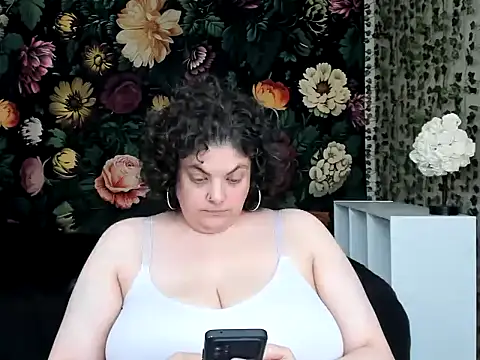 Snapshot of Exotic-Melons chatting on June 2026 10:52:01 PM Exotic-Melons online show from June 2026 10:52:01 PM