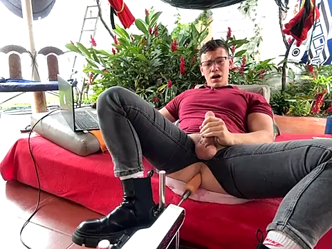 Snapshot of simon_and_david chatting on September 2025 08:20:02 PM simon and david online show from September 2025 08:20:02 PM