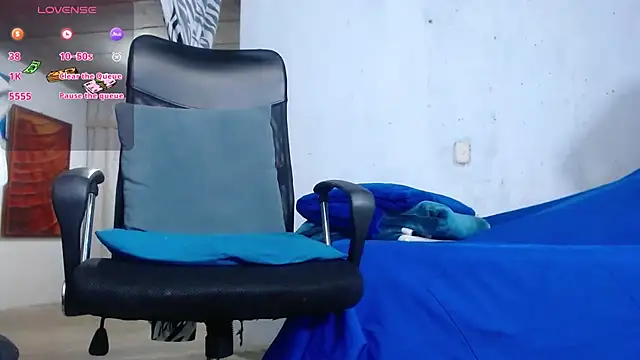 kilian xx online show from February 2026 08:57:02 AM