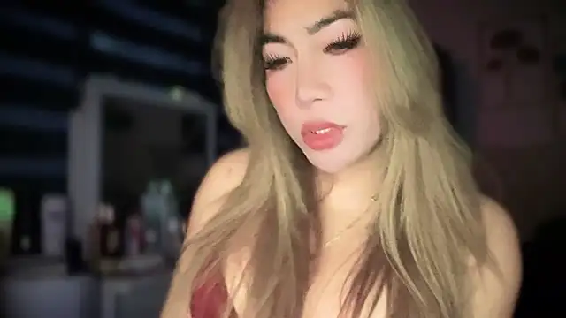 Snapshot of kristinestar chatting on September 2025 10:22:01 PM kristinestar online show from September 2025 10:22:01 PM